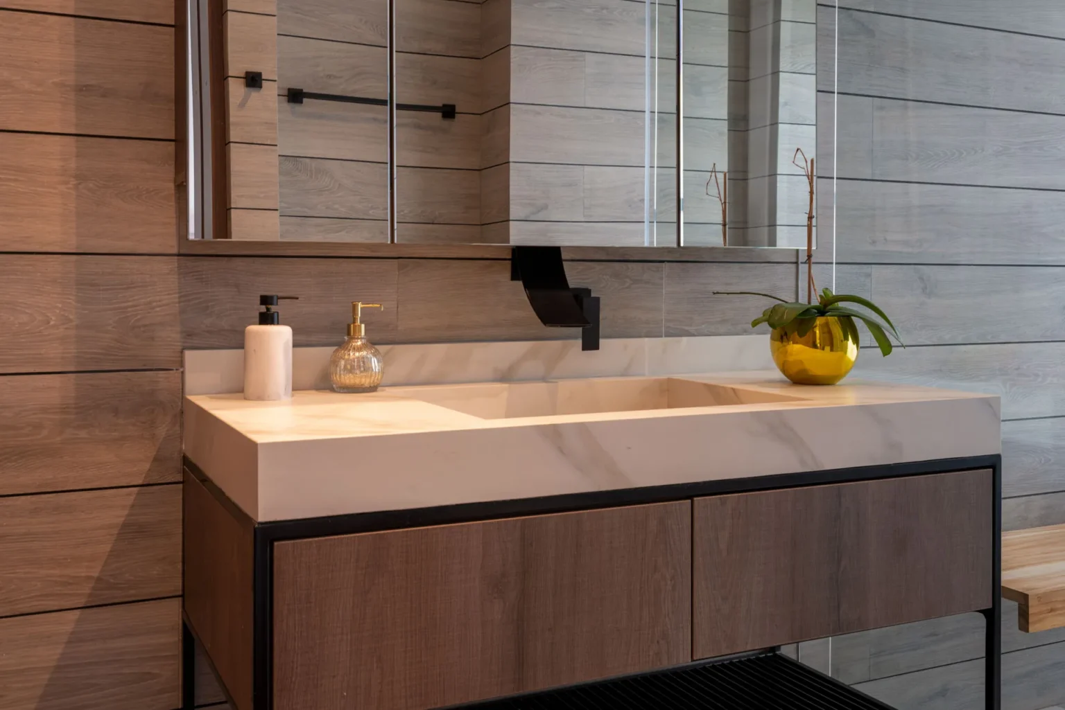 Baño con Ducal Gold